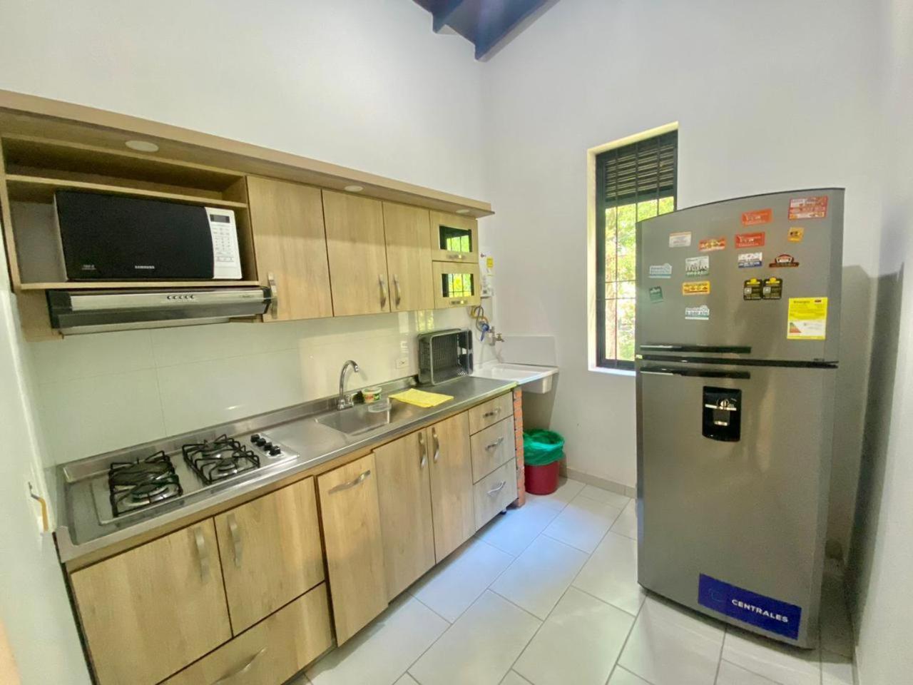 Apartamentos Amoblados Laureles Estadio Medellin Casa Margarita ภายนอก รูปภาพ